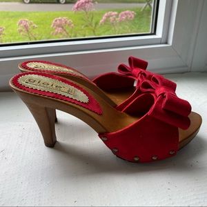 Gioie Italian handmade clogs heels Red with bow Size 37EU Size 6 US